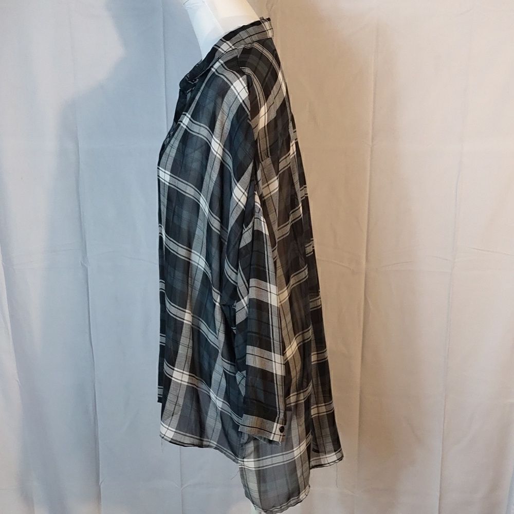 Sans Souci Black & White Plaid Sheer Oversized Blouse - Picture 4 of 8